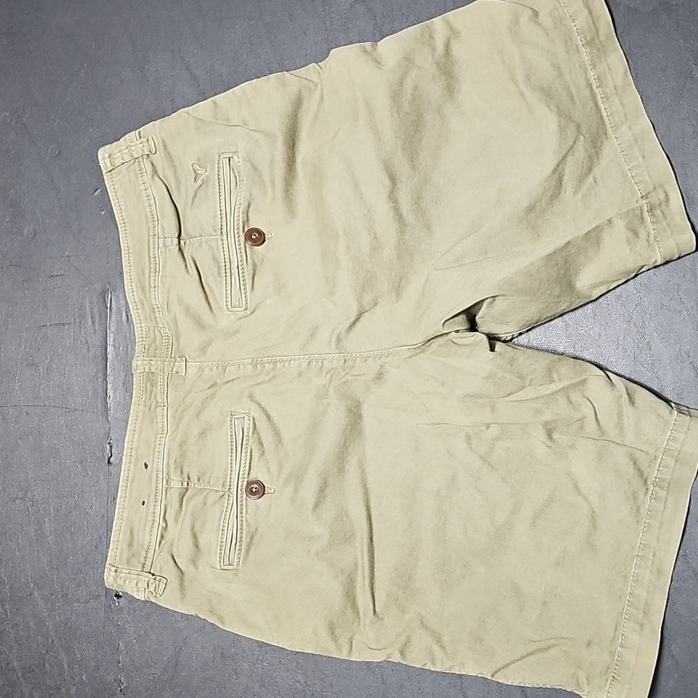 American Eagle Men's Tan Shorts - Picture 5 of 5